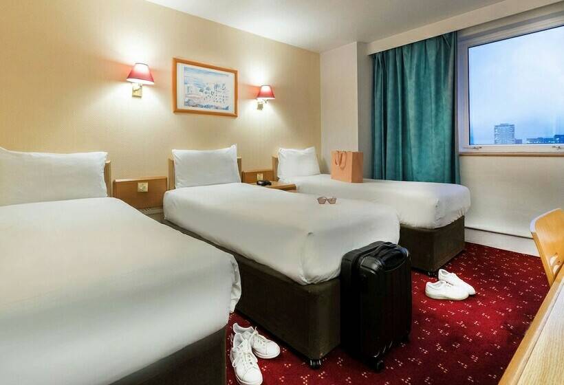 Номер Стандарт, Ibis London Earls Court