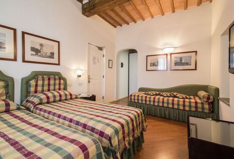 اتاق سوپریور سه تخته, Italia