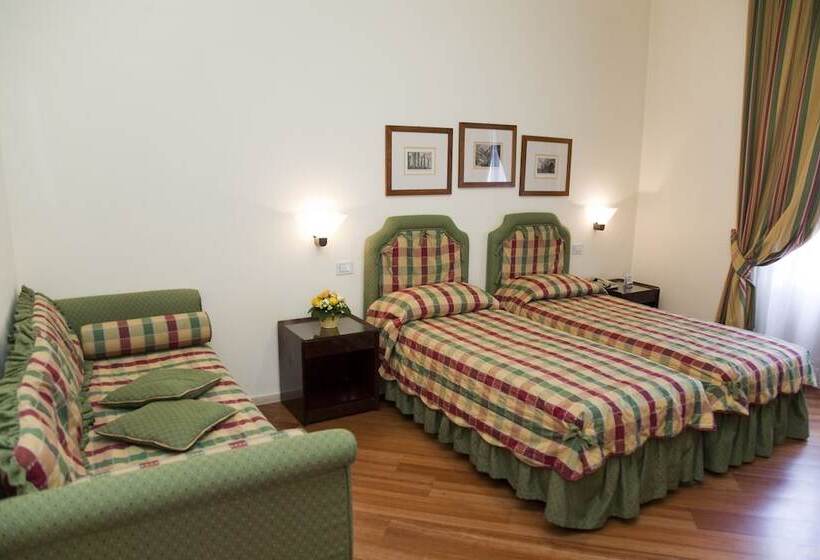 اتاق سوپریور سه تخته, Italia