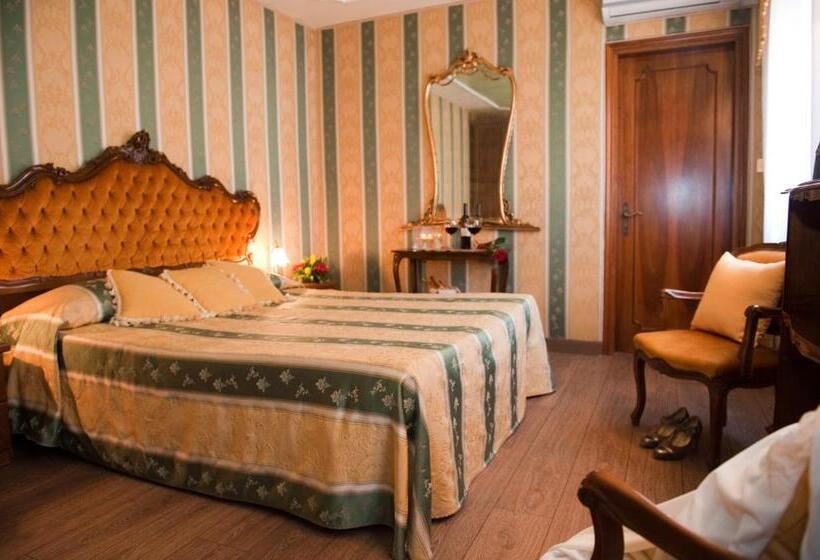 اتاق استاندارد با چشم‌انداز, Locanda Antico Fiore