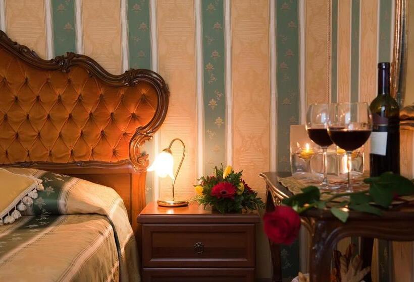 اتاق استاندارد با چشم‌انداز, Locanda Antico Fiore