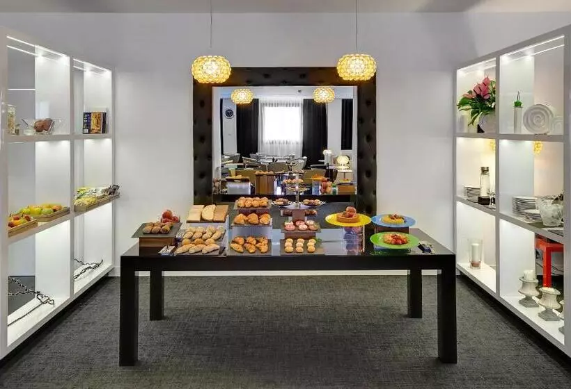 スタンダードルーム, Meliá Milano