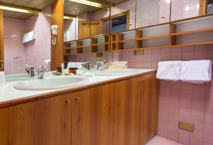 Полулюкс, Mirage