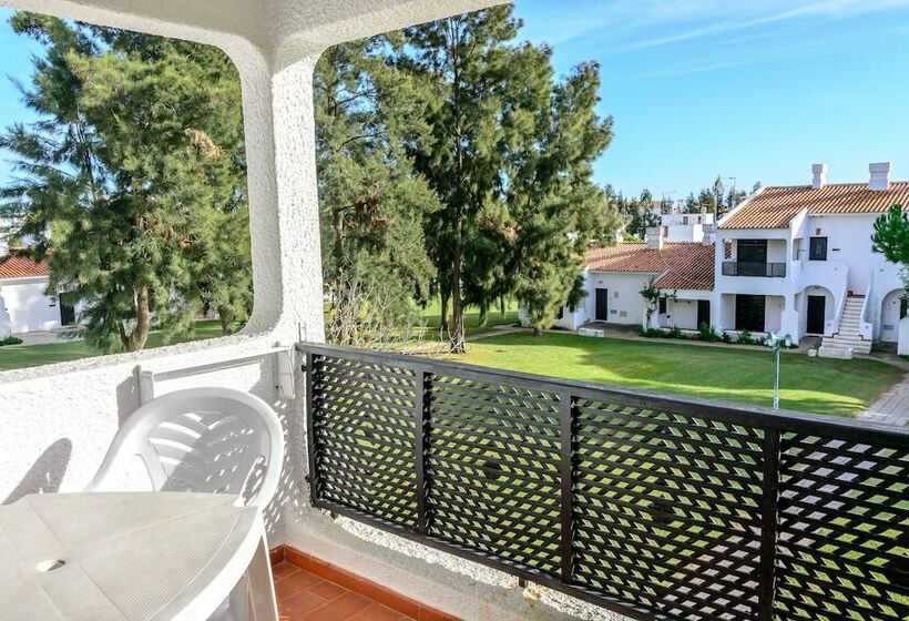 스탠다드 스튜디오, Pedras Da Rainha