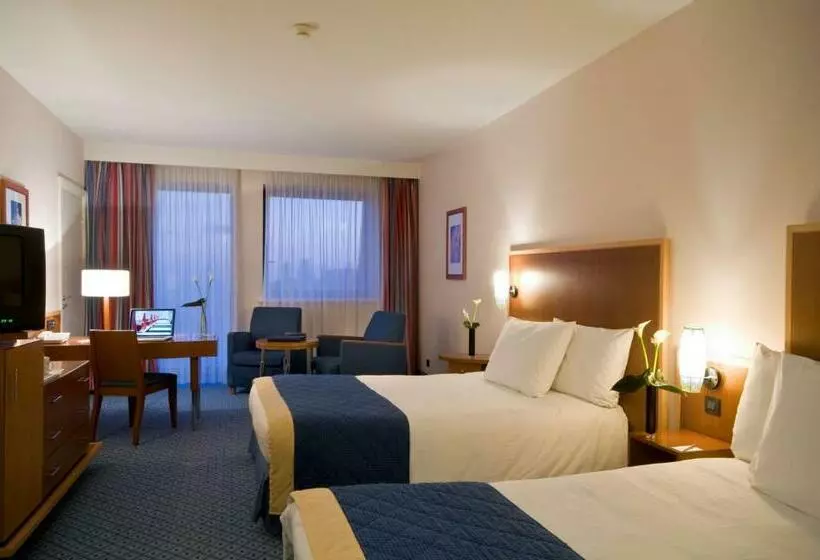 اتاق خانوادگی با چشم‌انداز دریا, Talaia Hôtel & Spa Biarritz  Mgallery Collection