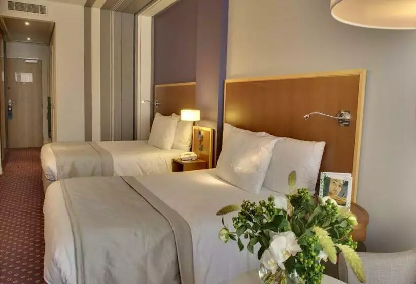 اتاق خانوادگی با چشم‌انداز دریا, Talaia Hôtel & Spa Biarritz  Mgallery Collection