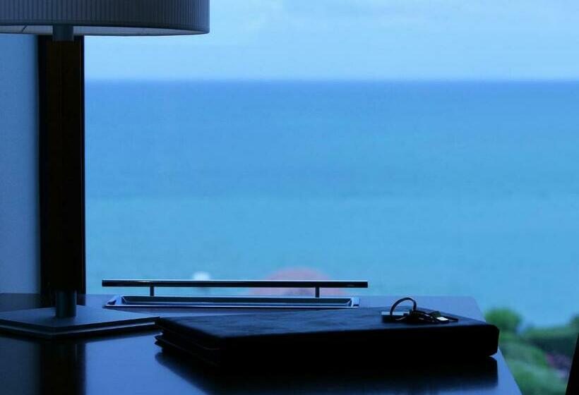 패밀리 룸 바다 전망, Talaia Hôtel & Spa Biarritz  Mgallery Collection