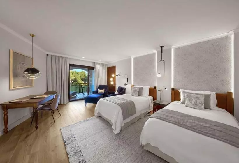 デラックスルーム, The St. Regis Mardavall Mallorca Resort