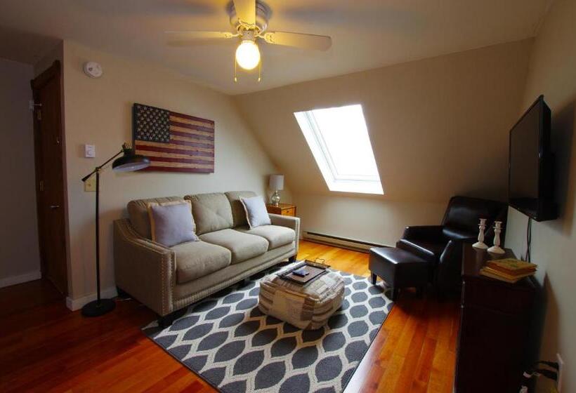 سوییت خانوادگی, The Wilmington Inn