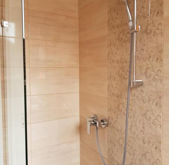 스탠다드 발코니 룸, Crystal és Susanne Panzió