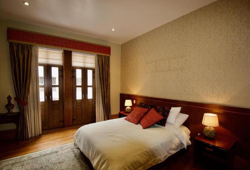סוויטת ג'וניור עם מרפסת, Pepe S House Cuenca I Hotel & Boutique Hostel