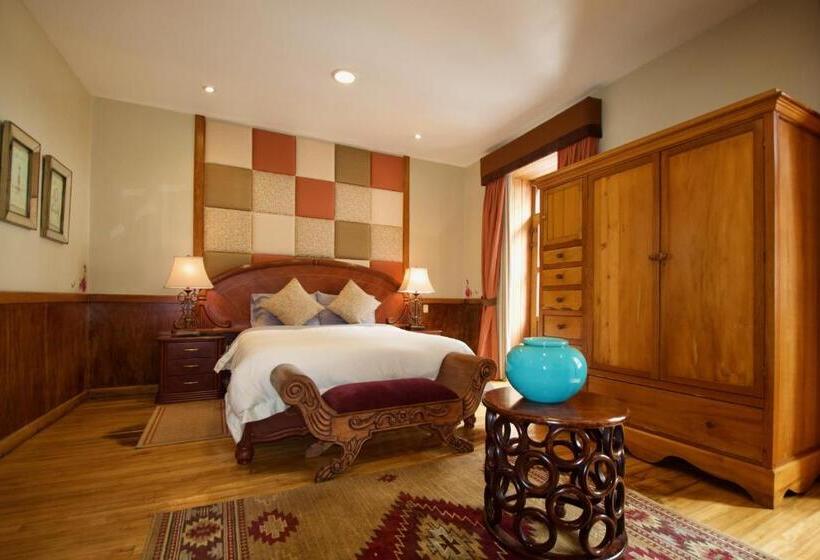 סוויטה עם מרפסת, Pepe S House Cuenca I Hotel & Boutique Hostel