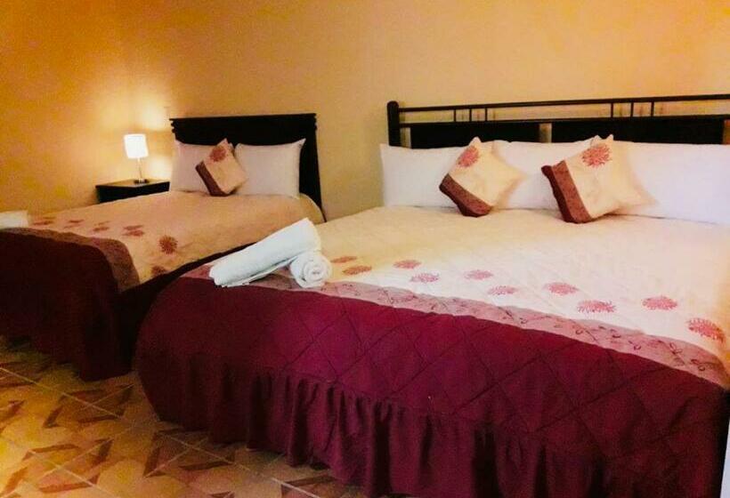 Семейный Номер, Edelmira