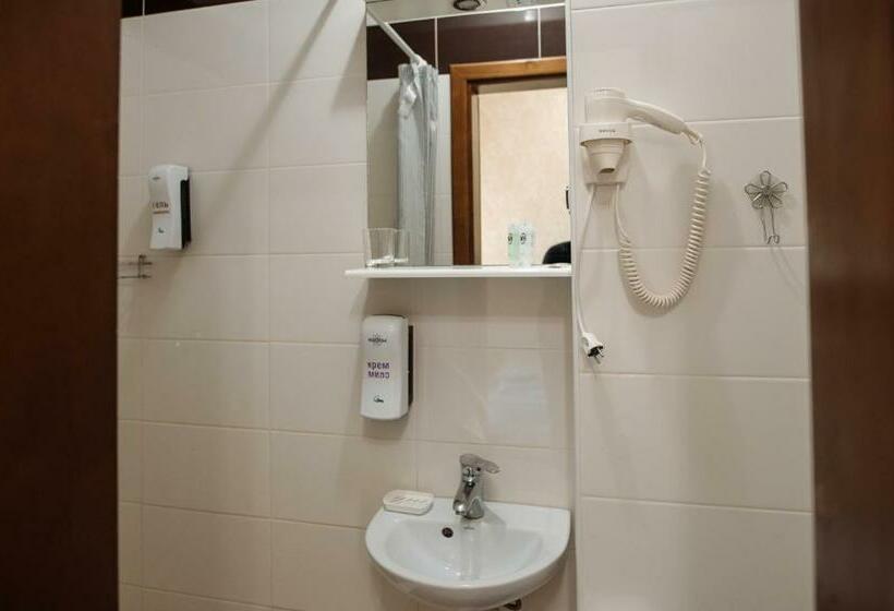 اتاق استاندارد یک نفره, Na Horyzonti