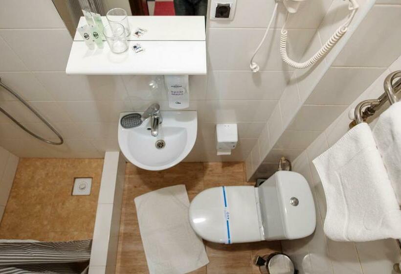 اتاق استاندارد یک نفره, Na Horyzonti