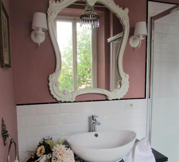 اتاق لوکس با بالکن, Il Buen Retiro