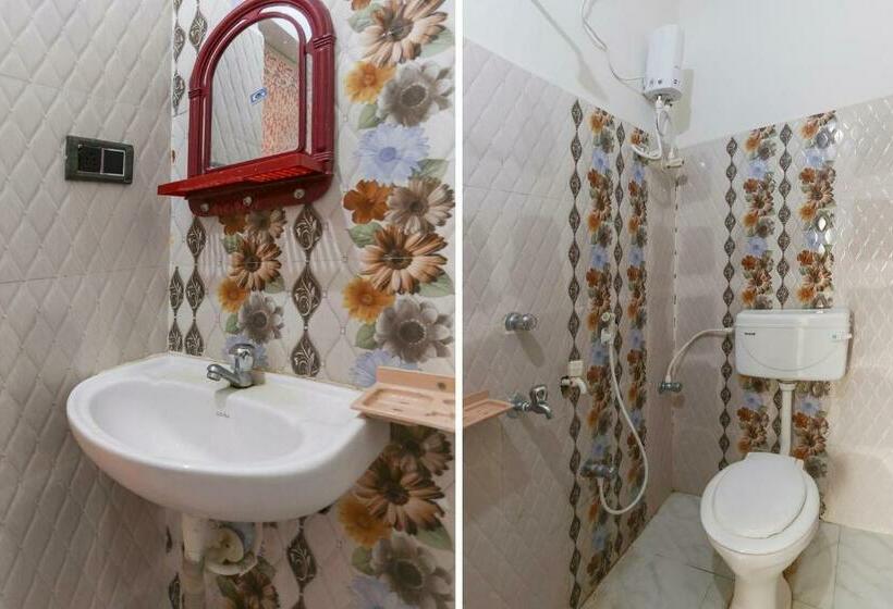 Номер Стандарт Трехместный, Spot On Tarutat