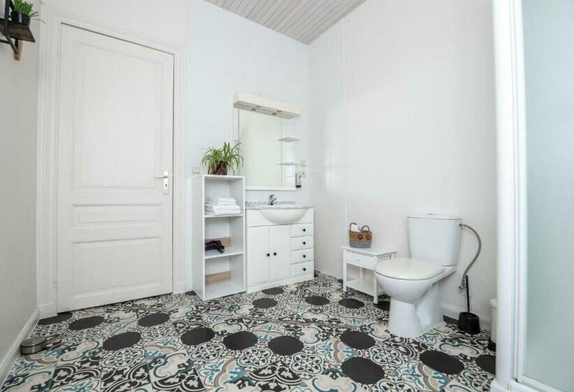 スタンダードルーム, De Zonnetuin