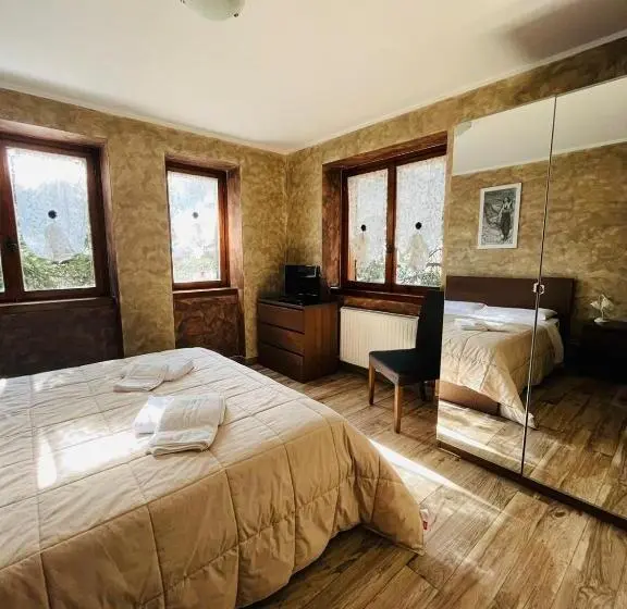 スーペリアの４人部屋, San Luigi   Rooms & Apartments