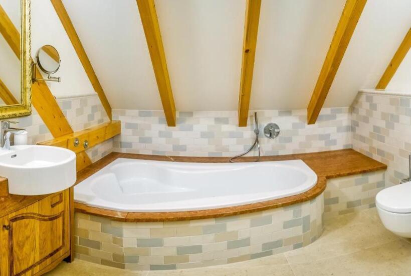 חדר דלוקס, Schloss Thalheim