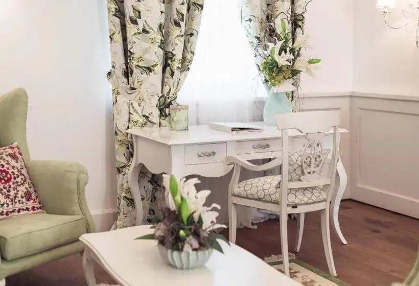 ガーデンビュースイート, Schloss Thalheim