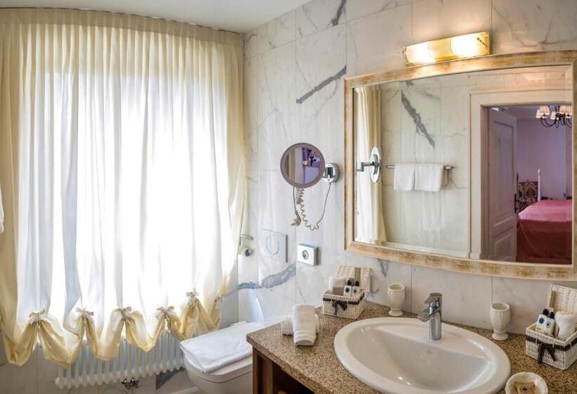 סוויטת 2 חדרי שינה, Schloss Thalheim