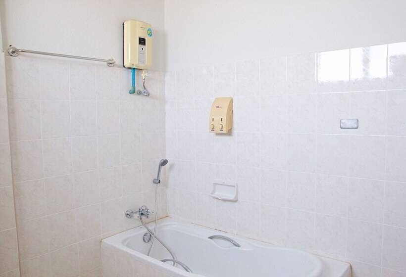 Номер Deluxe, Sichang Shine Khao Resort