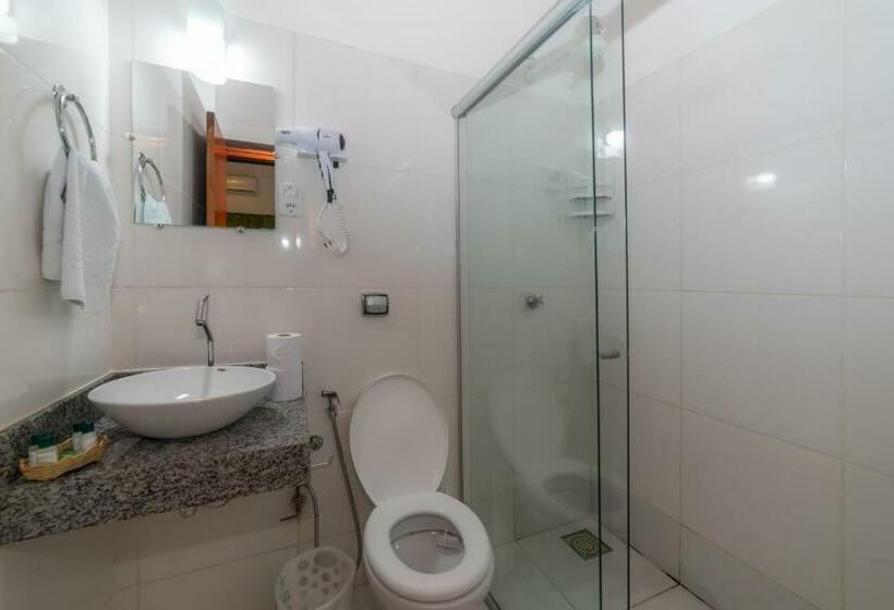 דירת חדר, Lontra Pantanal