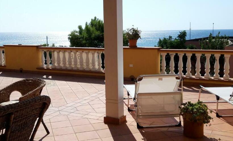 غرفة ديلوكس, Miramare B&b Di Cerri Maria