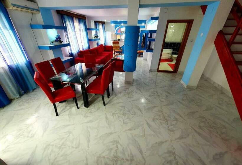 Апартаменты 3 Спальни, Casa Coral Sulina