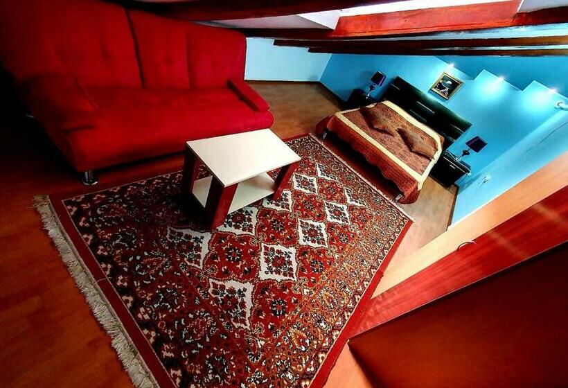 Апартаменты 3 Спальни, Casa Coral Sulina