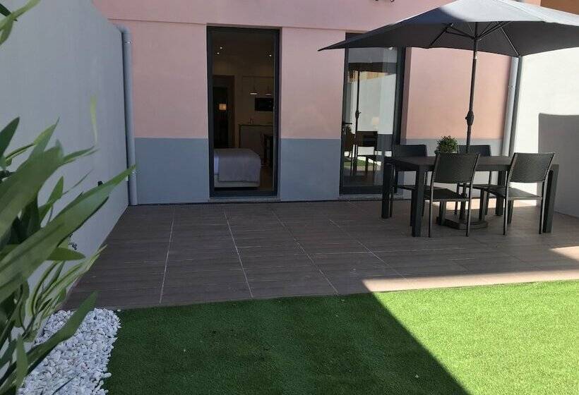 テラス付きスタンダードワンルーム, Mytrip Porto