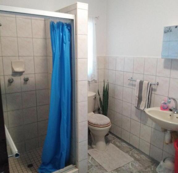 اتاق استاندارد, Xenia Bed & Breakfast