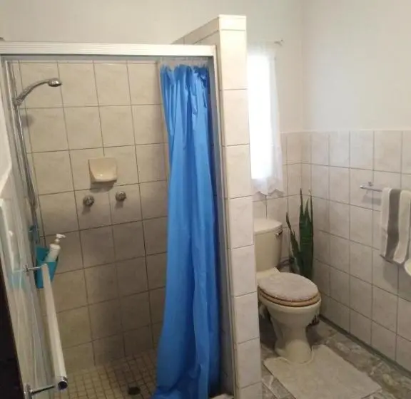 اتاق استاندارد, Xenia Bed & Breakfast