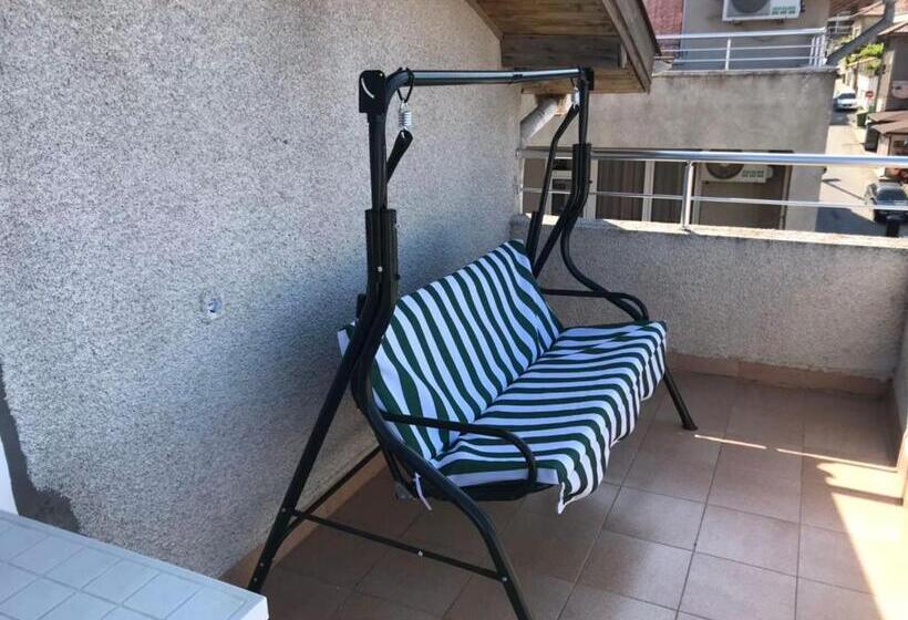 经典四人房间, Guest House Petrovi