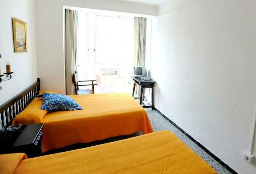 اتاق استاندارد, Hostal Can Marinés