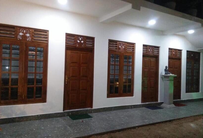 غرفة قياسية, Midigama Villa Resort