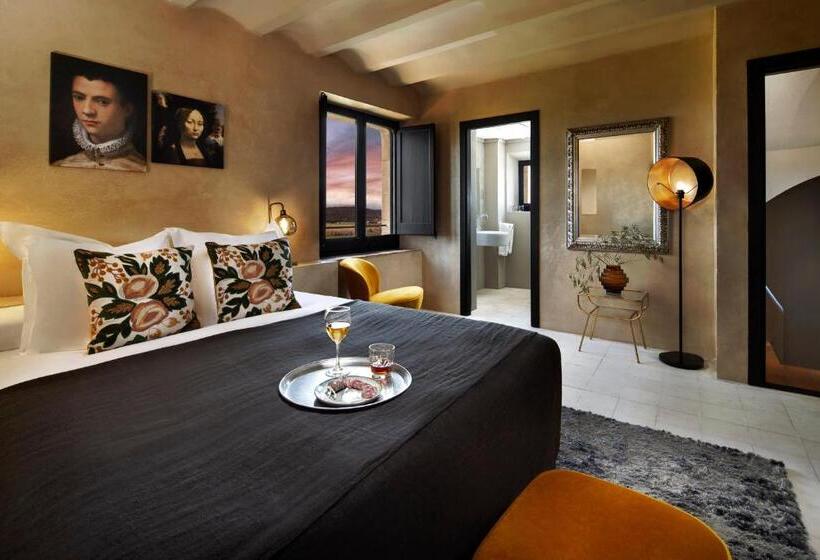 标准间, Castell D Emporda