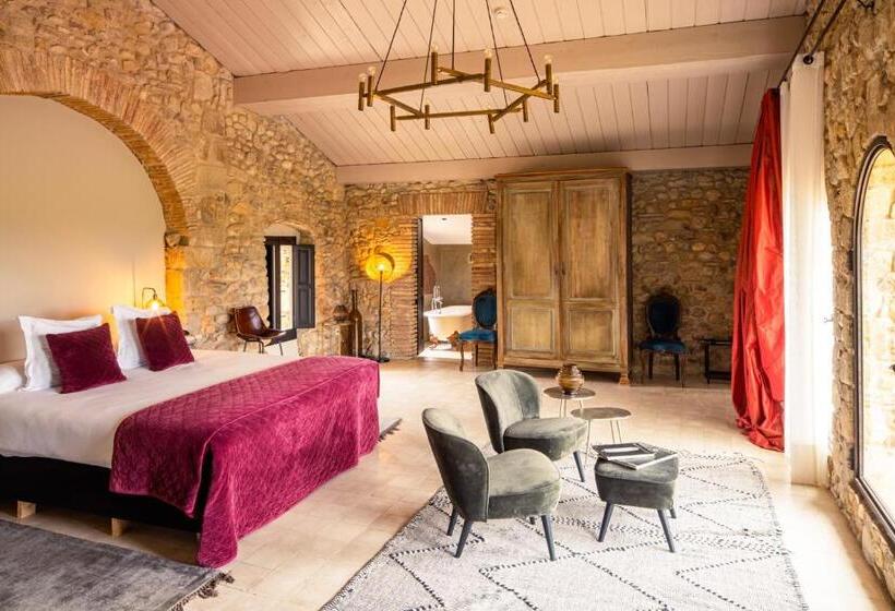 Президентский Люкс, Castell D Emporda