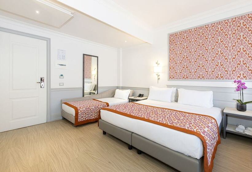 Номер Стандарт Трехместный, Della Conciliazione