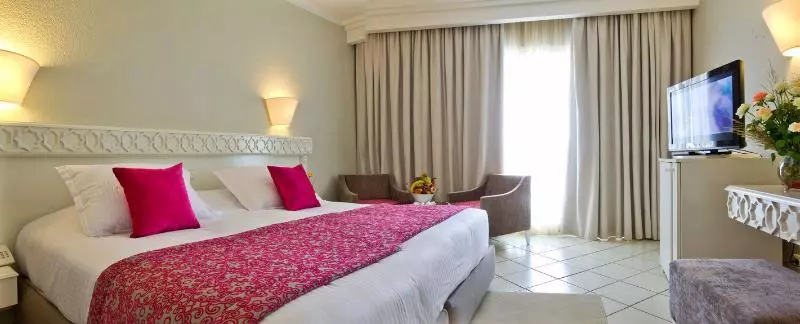 سوییت, El Mouradi Palm Marina