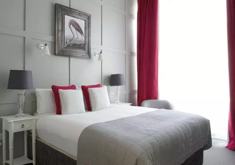Superior Room, Georgian House