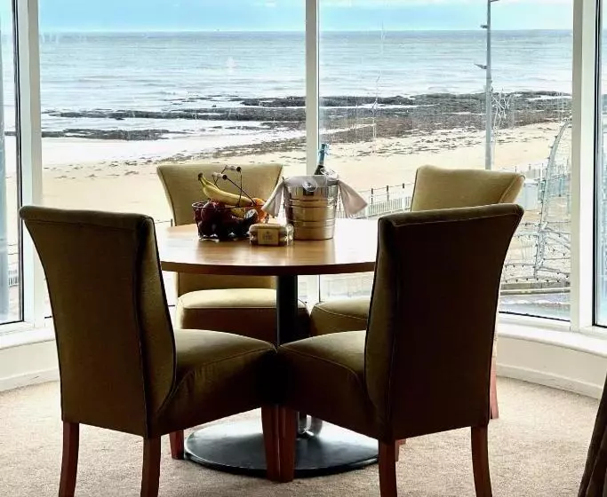 Juniorsviitti, Grand Hotel Sunderland