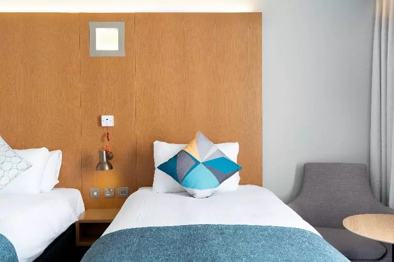 身障者適用スタンダードルーム, Holiday Inn Bournemouth, An Ihg