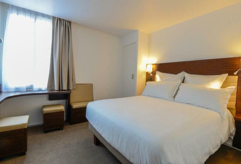 四人标准间, Hôtel & Appartements Monsigny