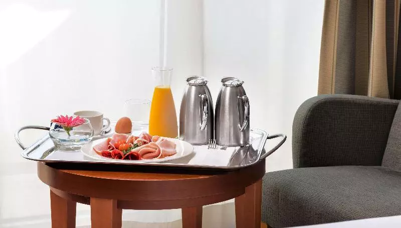 Standaardkamer met Terras, NH Marbella