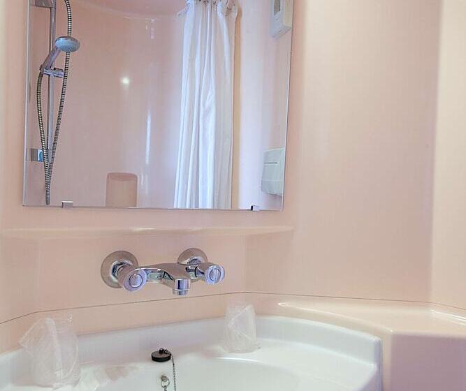 스탠다드 룸, Première Classe Clermont Ferrand Aubière