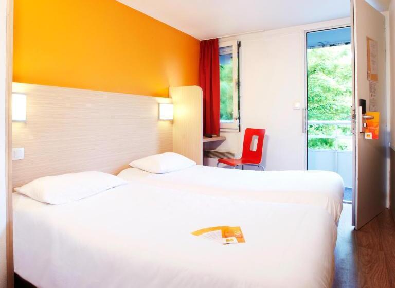 스탠다드 룸, Première Classe Clermont Ferrand Aubière