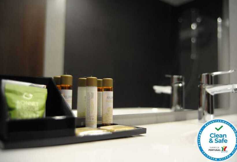 اتاق لوکس, Exe São Lázaro