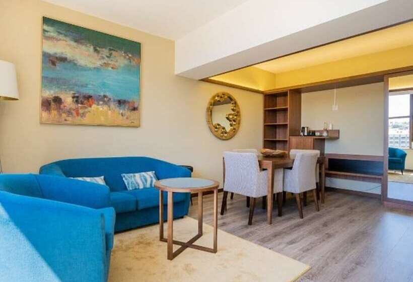 سوییت خانوادگی, Exe São Lázaro